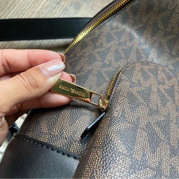 Michael Kors Brown and Black Backpack Connie Bag NWOT - Picture 3 of 13